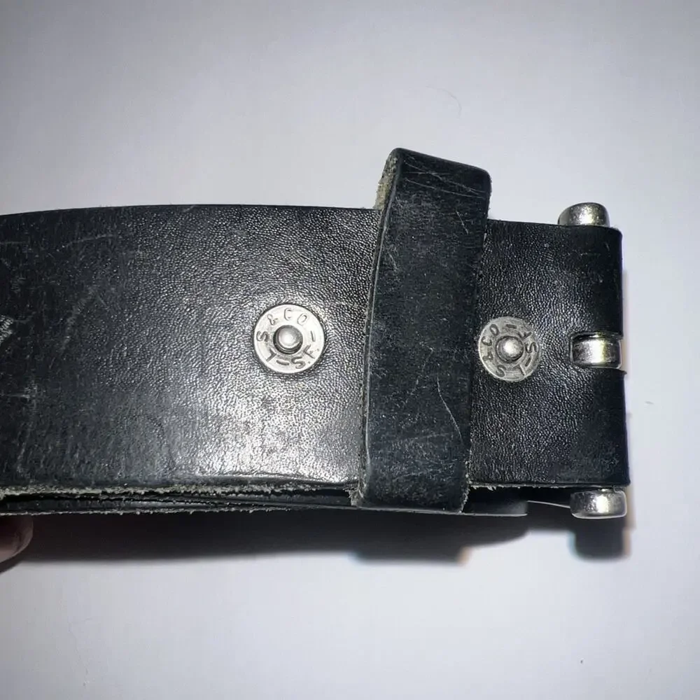 LEVI'S Mens Belt BLACK GENUINE LEATHER SIZE XL 40